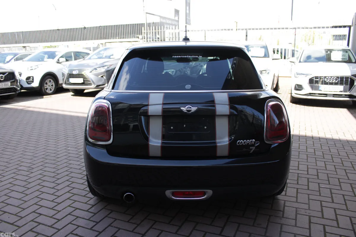 Mini Cooper Hatchback, Diesel, 2016, Black
