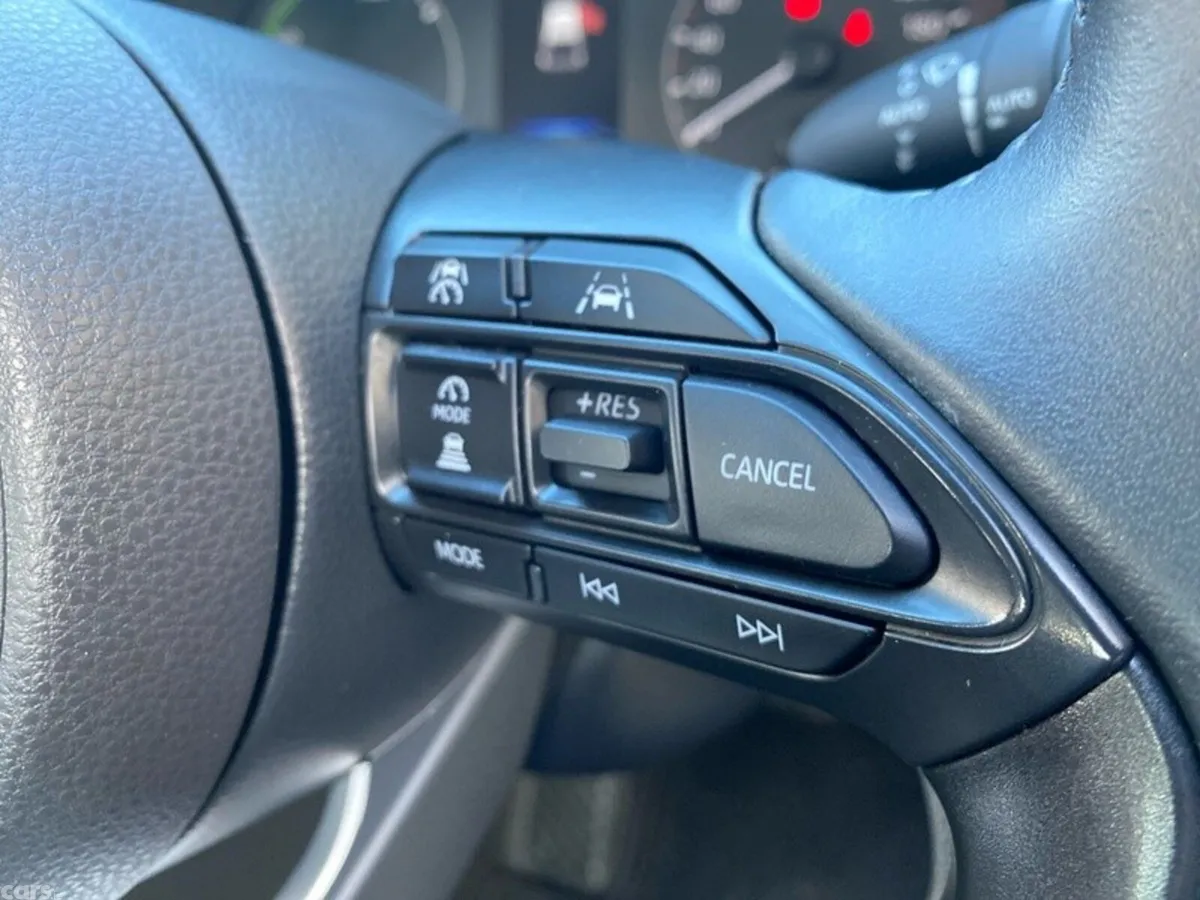 Toyota Yaris Hatchback, Petrol Hybrid, 2024, Grey