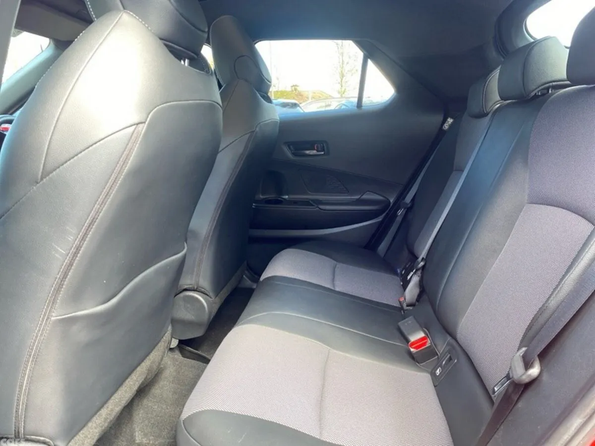 Toyota C-HR SUV, Petrol Hybrid, 2024, Red