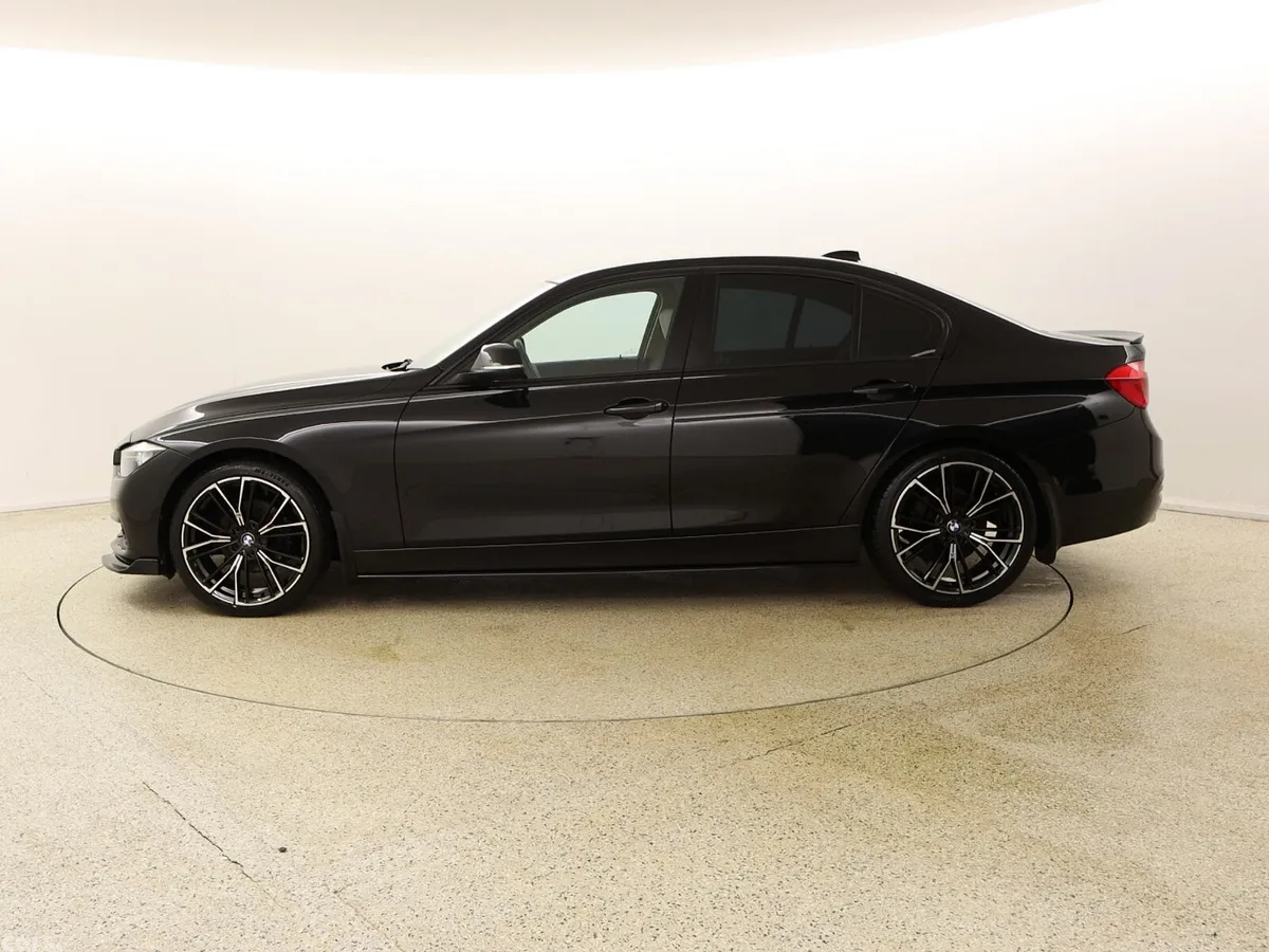 BMW 3-Series Saloon, Diesel, 2017, Black
