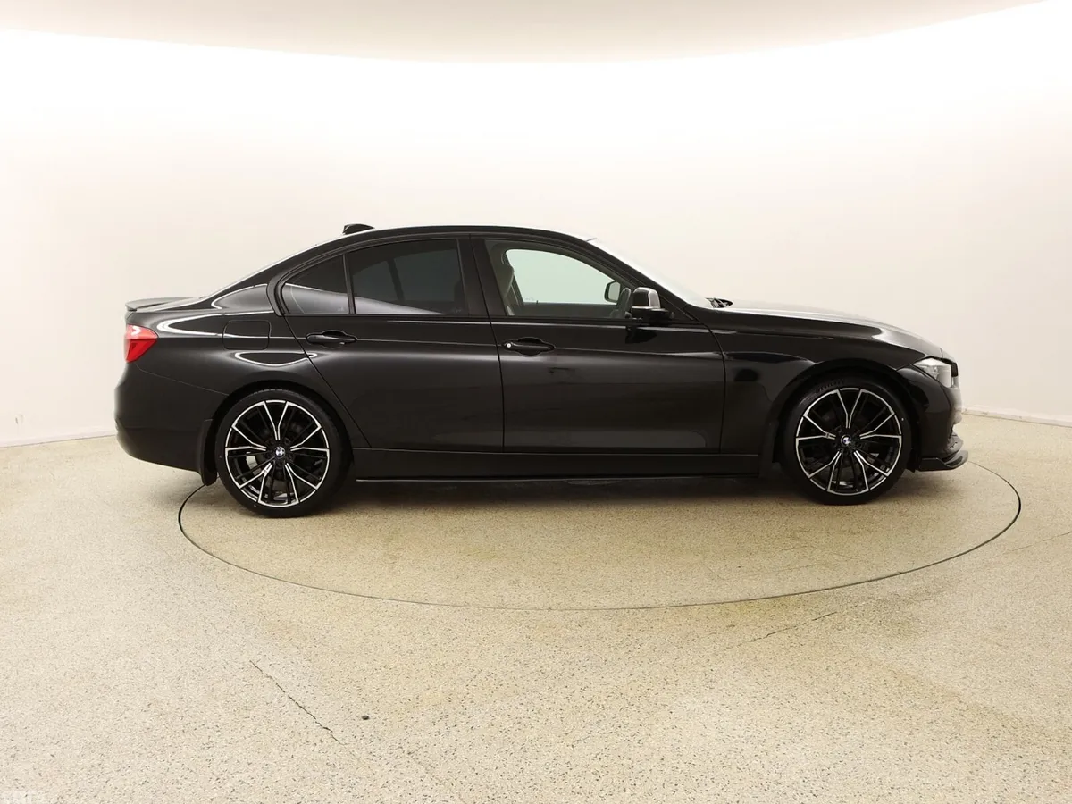 BMW 3-Series Saloon, Diesel, 2017, Black