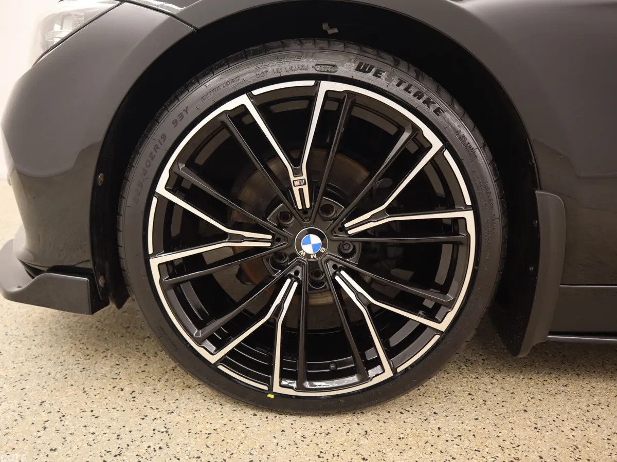 BMW 3-Series Saloon, Diesel, 2017, Black