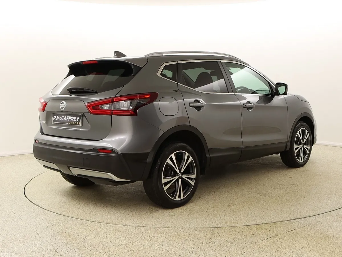 Nissan Qashqai SUV, Diesel, 2019, Grey