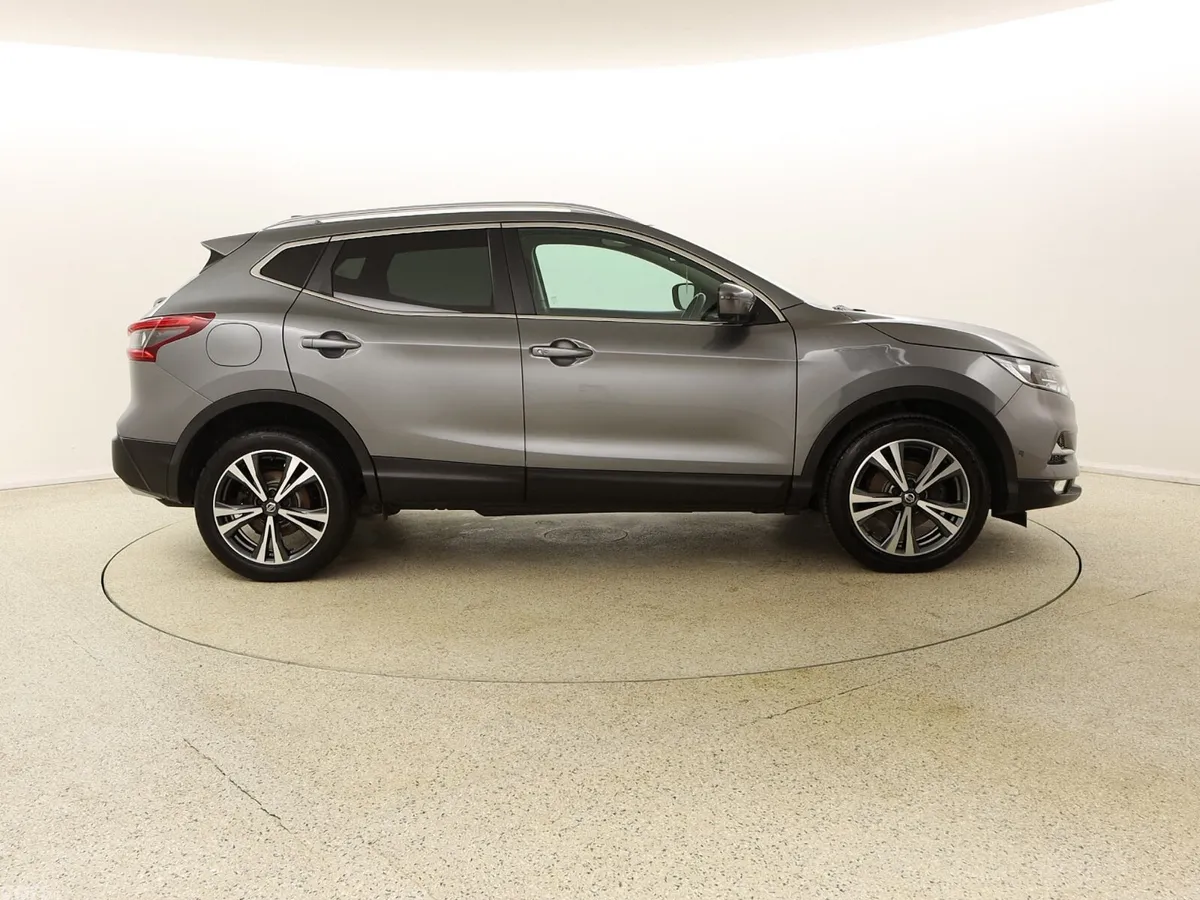 Nissan Qashqai SUV, Diesel, 2019, Grey