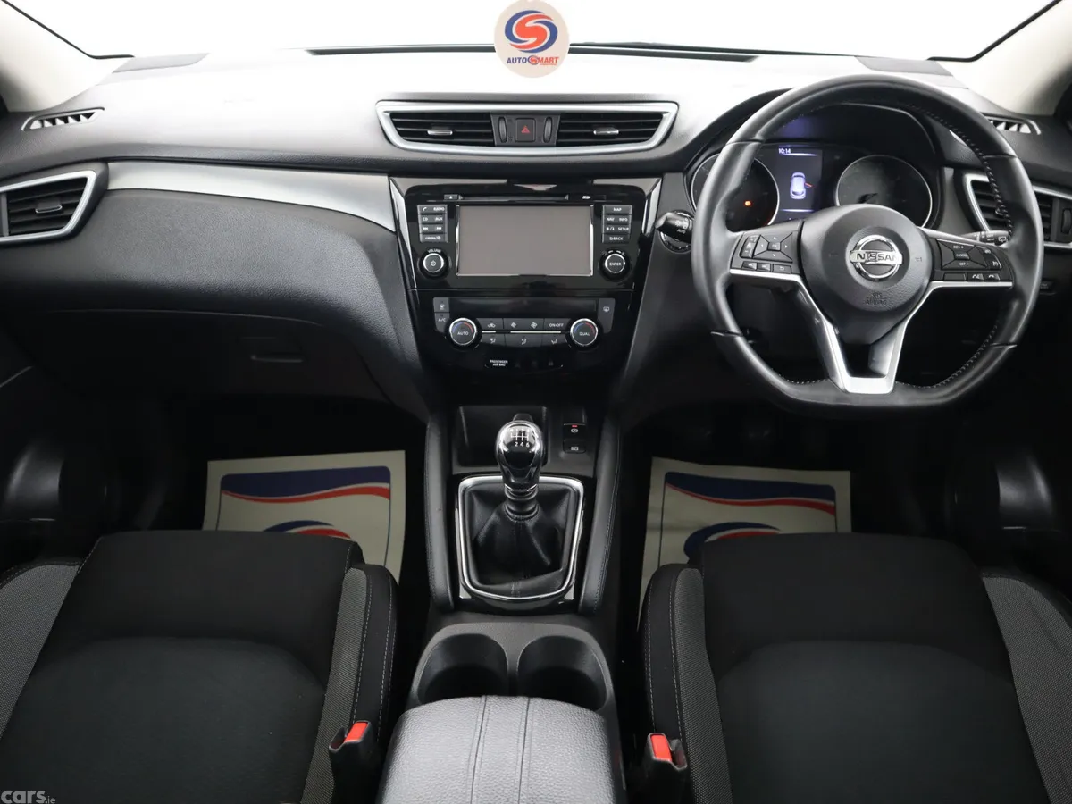 Nissan Qashqai SUV, Diesel, 2019, Grey