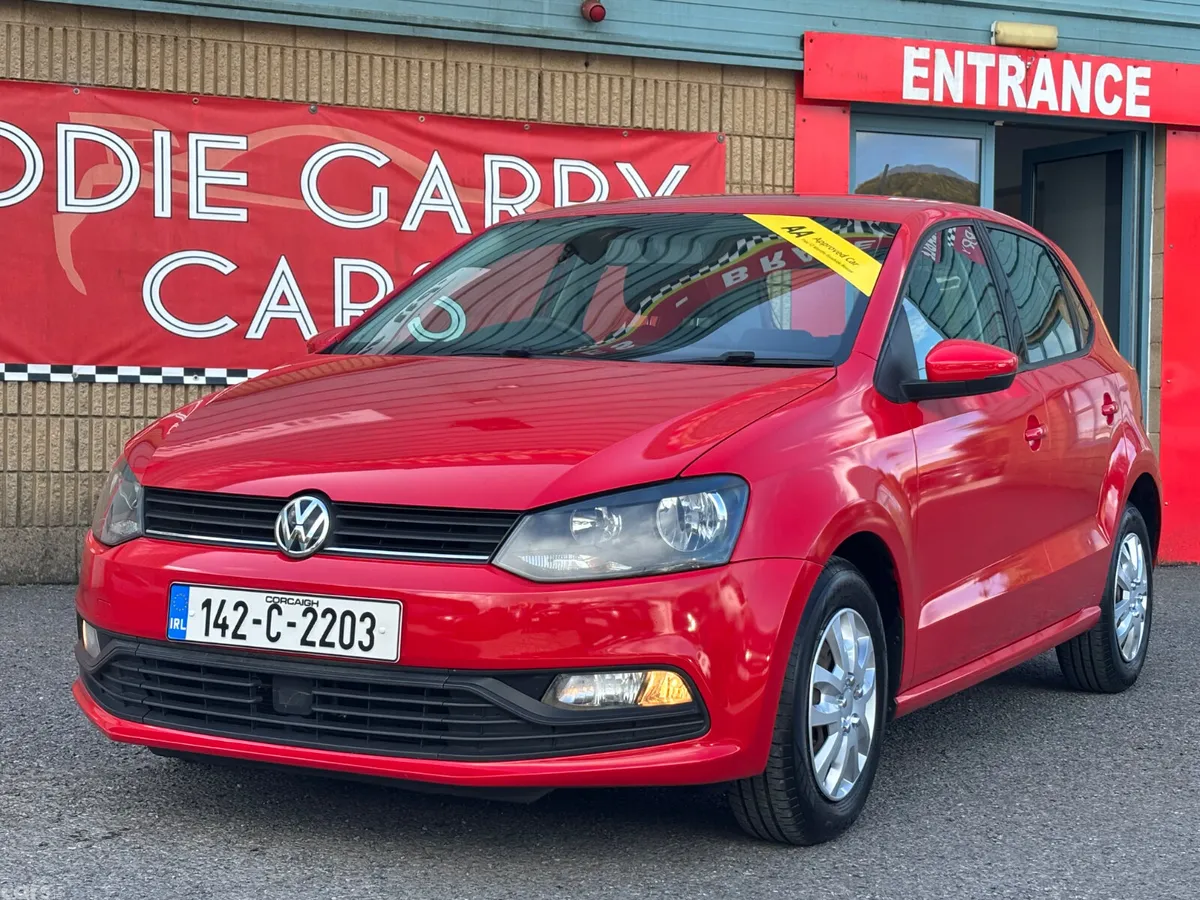 Volkswagen Polo Hatchback, Diesel, 2014, Red