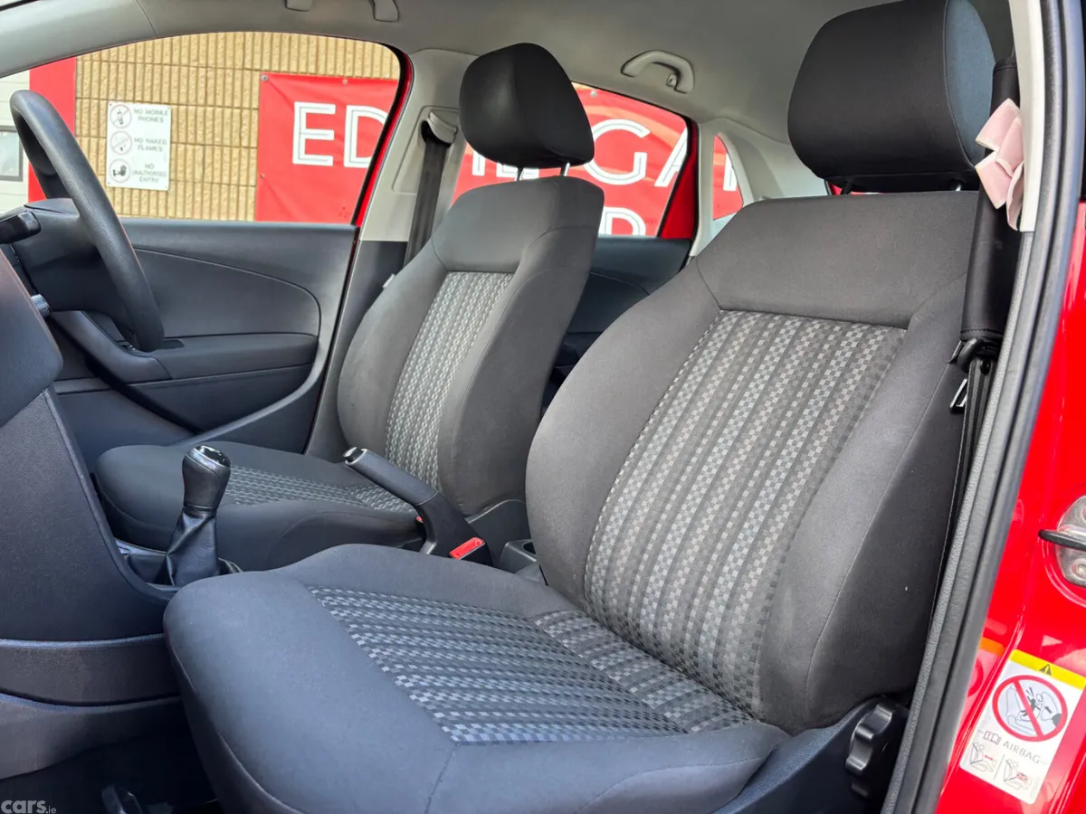 Volkswagen Polo Hatchback, Diesel, 2014, Red