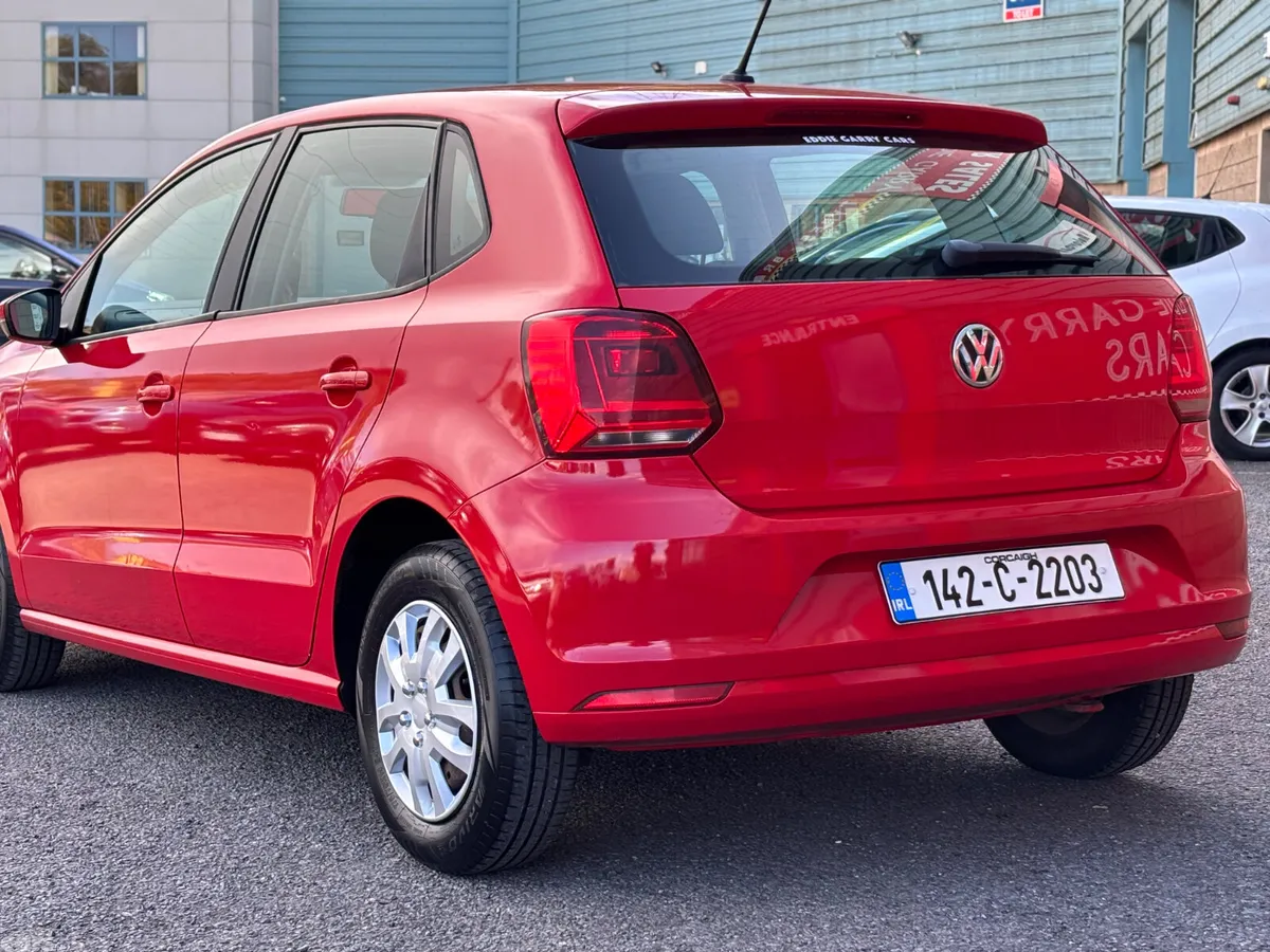 Volkswagen Polo Hatchback, Diesel, 2014, Red