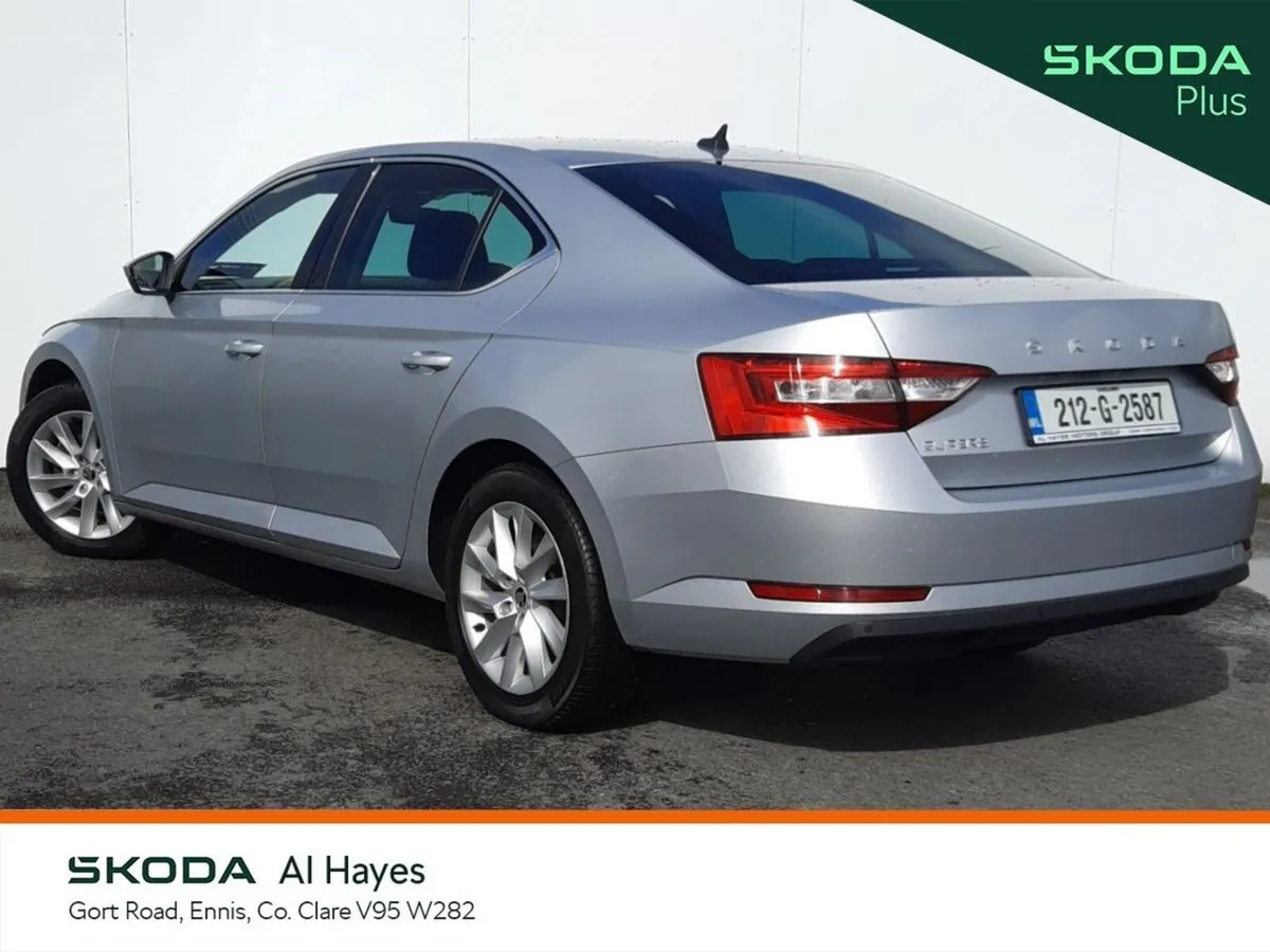 Skoda Superb Saloon, Diesel, 2021, Silver