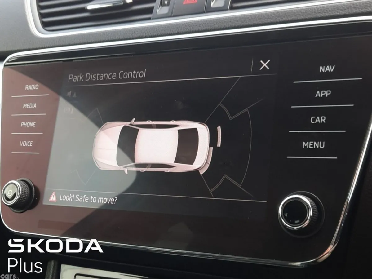 Skoda Superb Saloon, Diesel, 2021, Silver