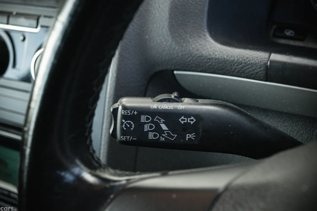 Volkswagen Touran MPV, Diesel, 2011, Blue