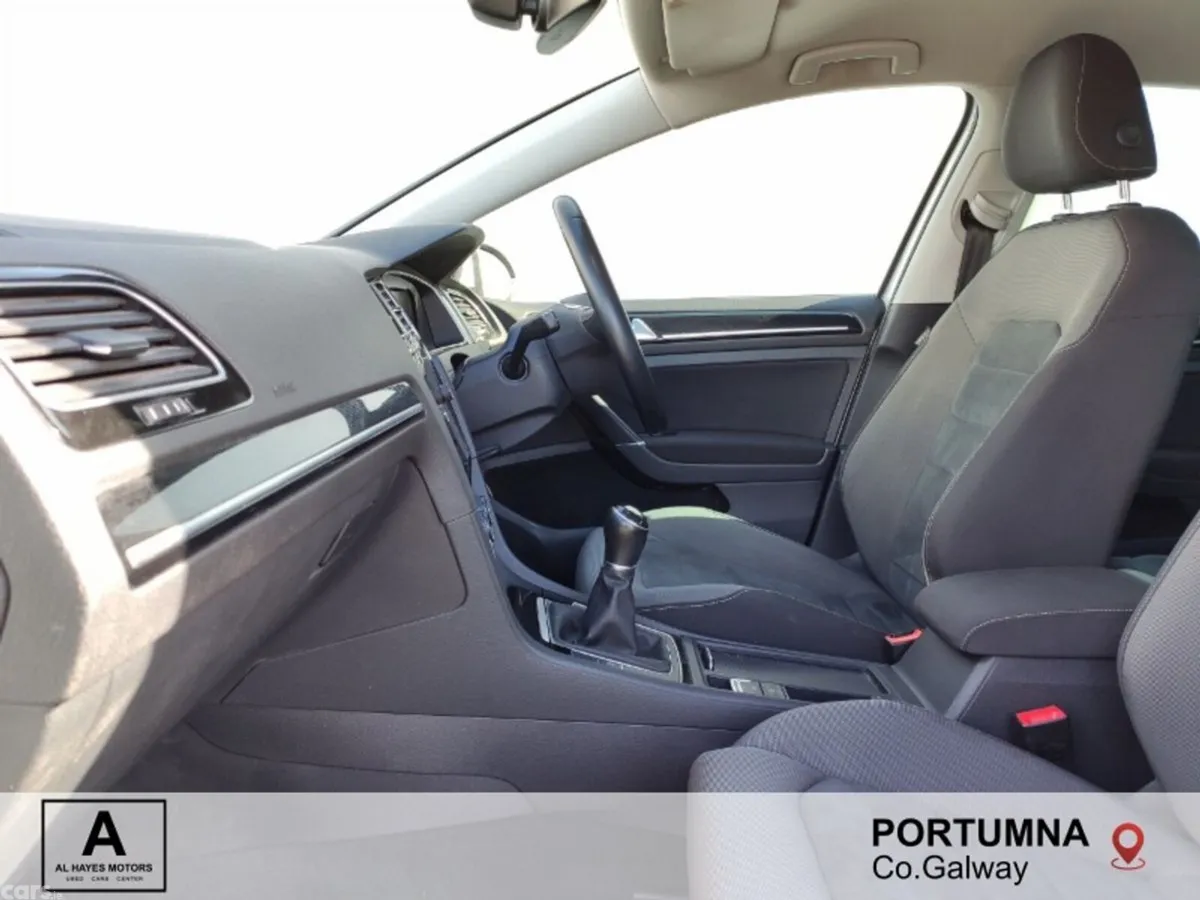 Volkswagen Golf Hatchback, Diesel, 2019, Silver