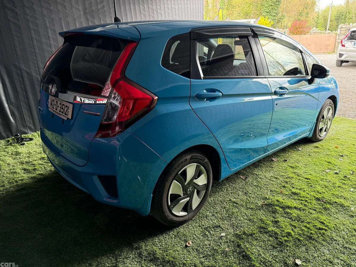 Honda Fit Hatchback, Petrol Hybrid, 2014, Blue
