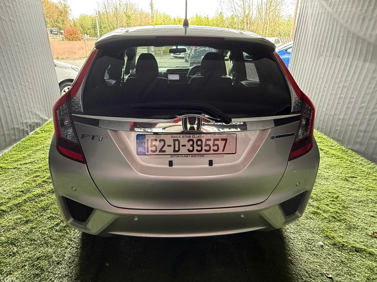 Honda Fit Hatchback, Petrol Hybrid, 2015, Silver