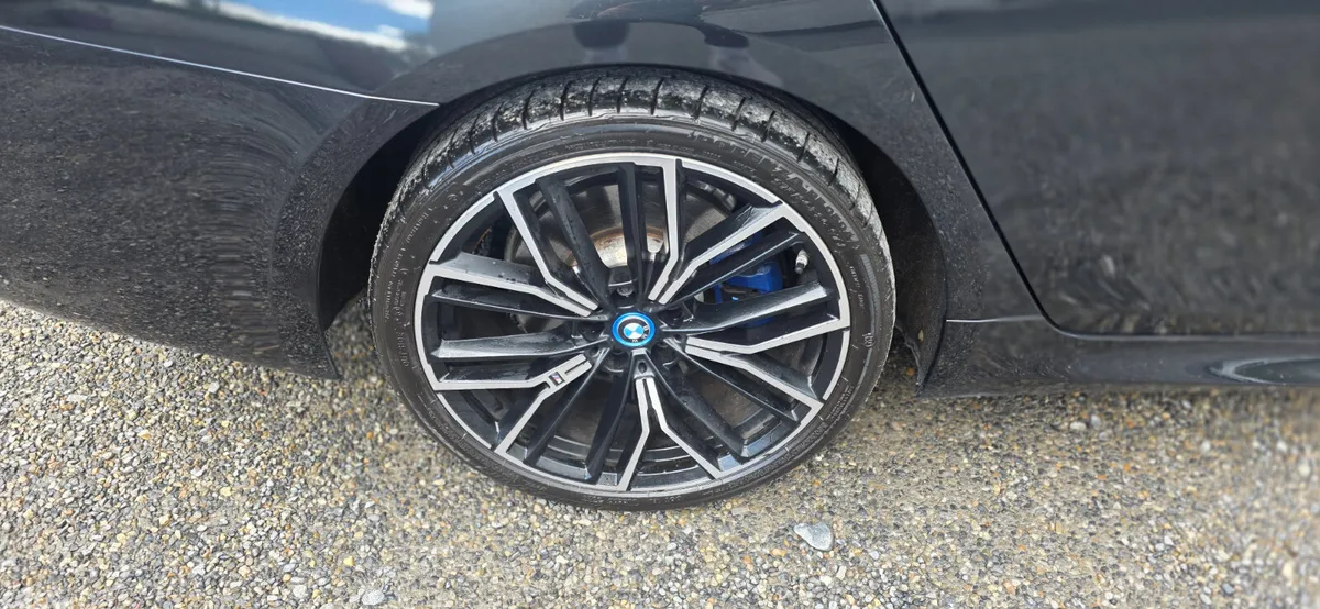 BMW 5-Series Saloon, Petrol Plug-in Hybrid, 2022, Black