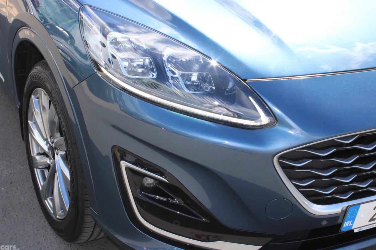 Ford Kuga SUV, Petrol Plug-in Hybrid, 2023, Blue