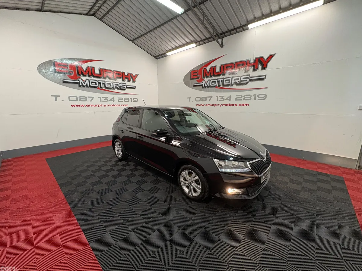 Skoda Fabia Hatchback, Petrol, 2021, Black