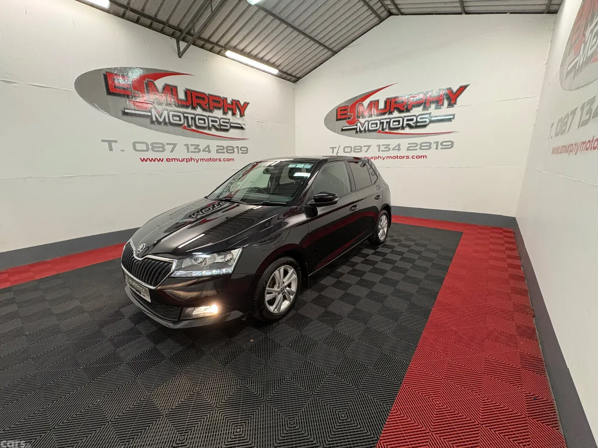 Skoda Fabia Hatchback, Petrol, 2021, Black