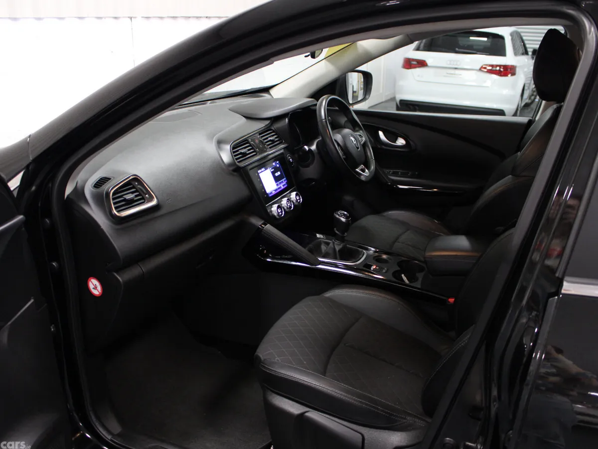 Renault Kadjar SUV, Diesel, 2019, Black