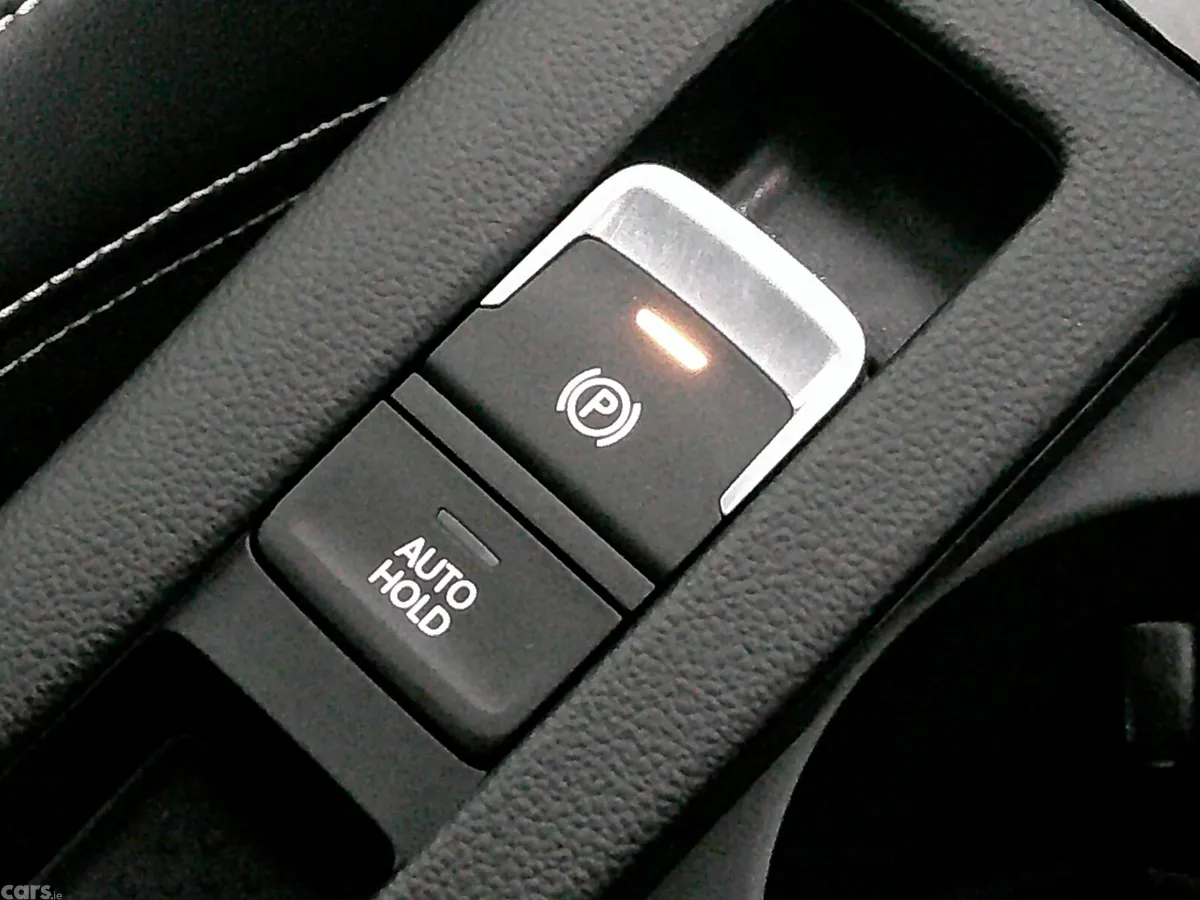 Volkswagen Passat Saloon, Diesel, 2021, Grey