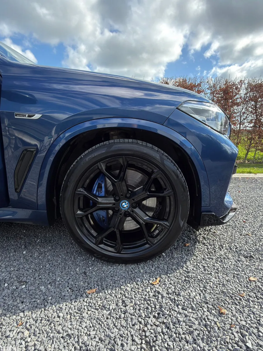 BMW X5 SUV, Petrol Hybrid, 2023, Blue