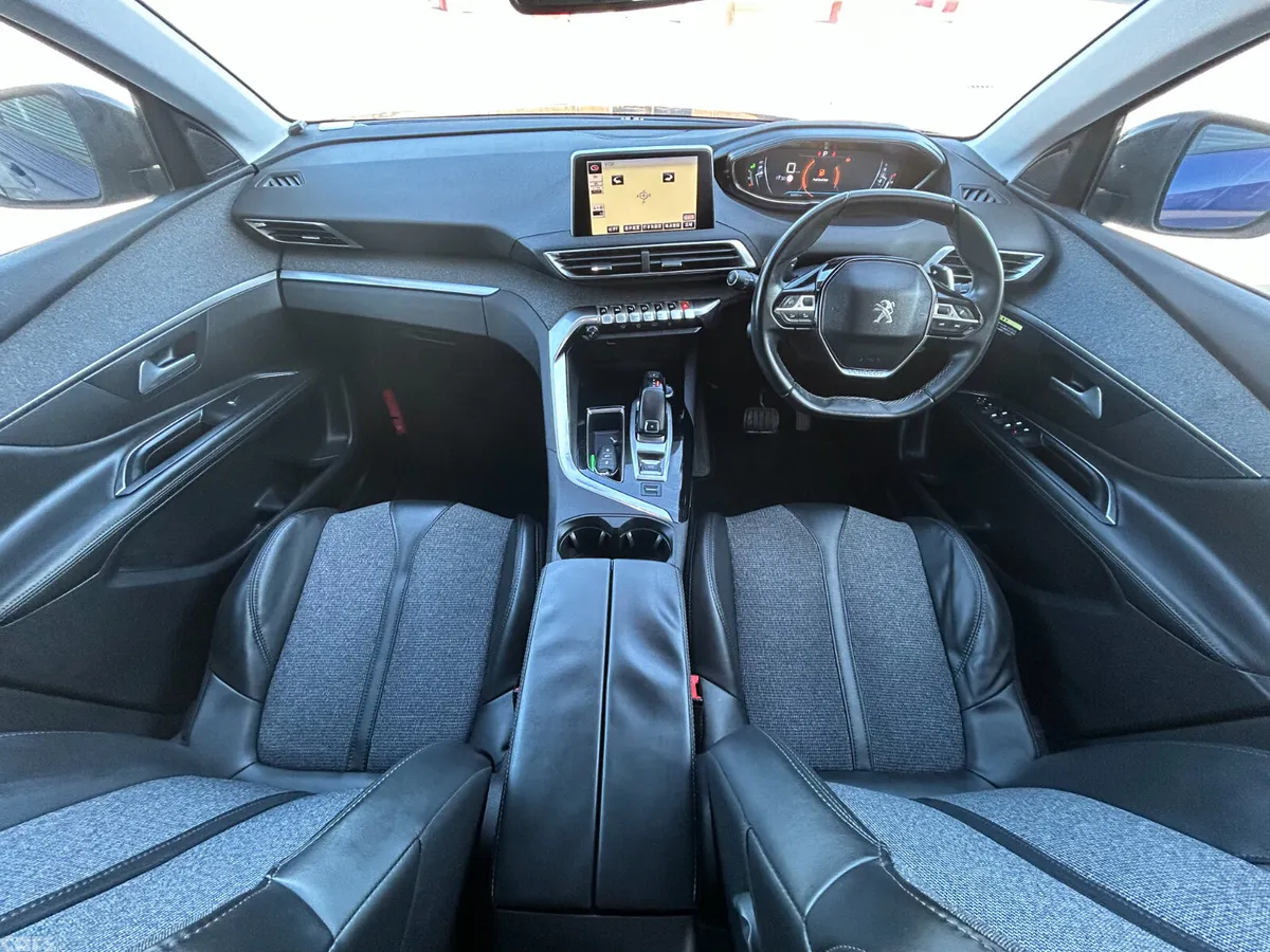 Peugeot 3008 SUV, Petrol, 2017, Blue
