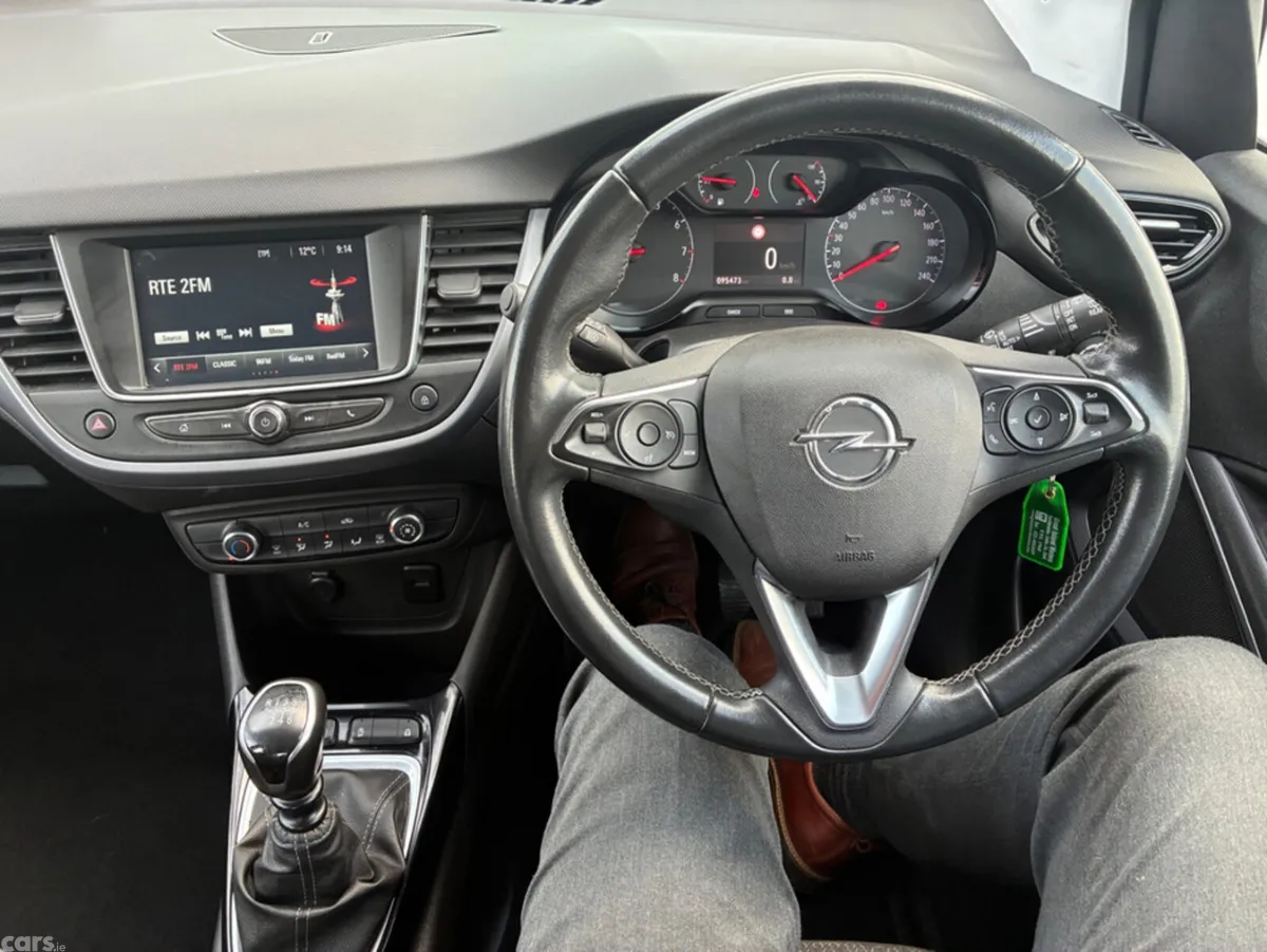 Opel Crossland MPV, Diesel, 2022, White