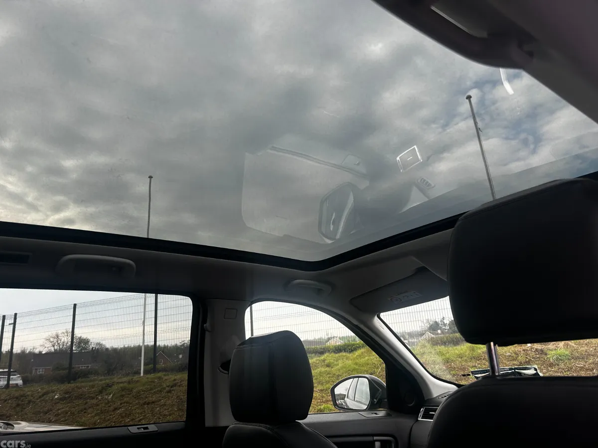 Land Rover Discovery SUV, Diesel, 2016, Grey