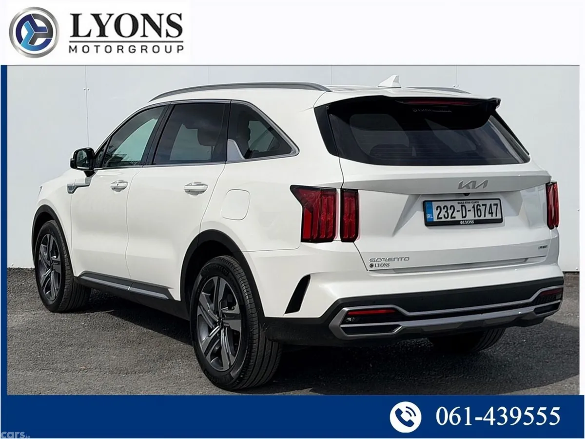 Kia Sorento SUV, Petrol Plug-in Hybrid, 2023, White