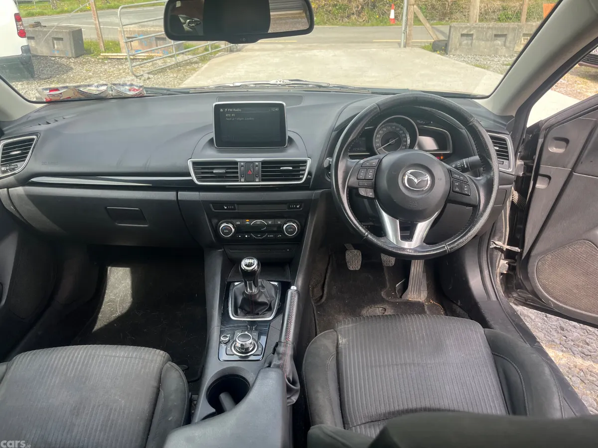 Mazda Mazda3 Saloon, Diesel, 2014, Grey