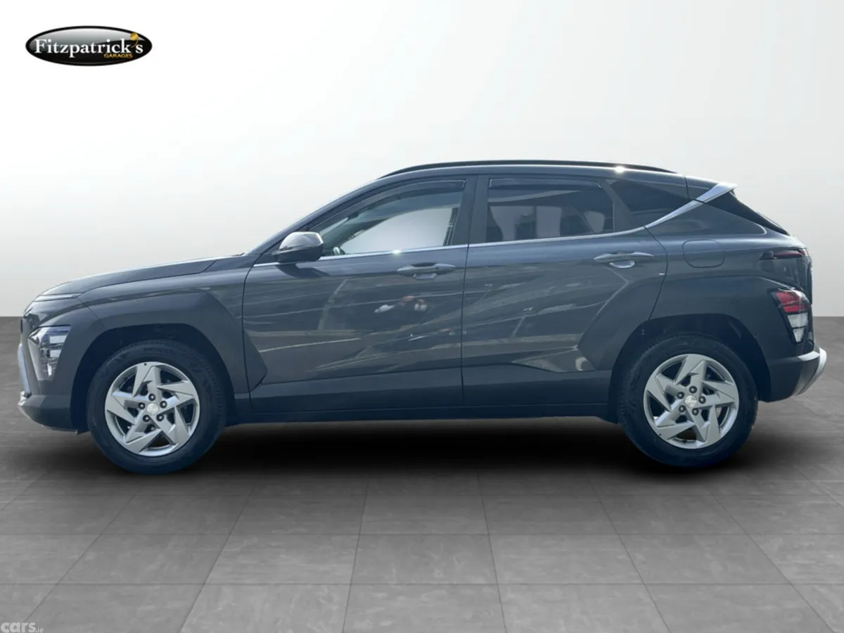 Hyundai KONA MPV, Petrol, 2024, Grey