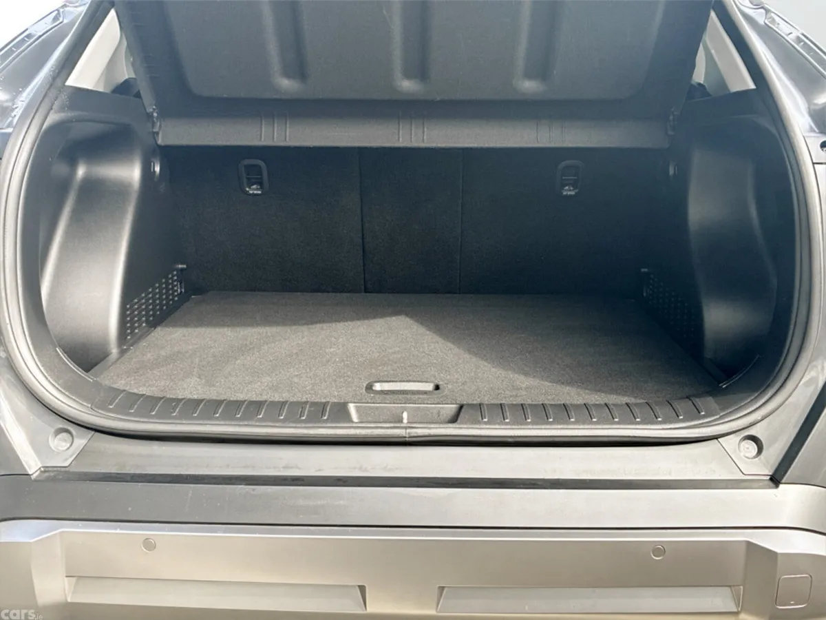 Hyundai KONA MPV, Petrol, 2024, Grey