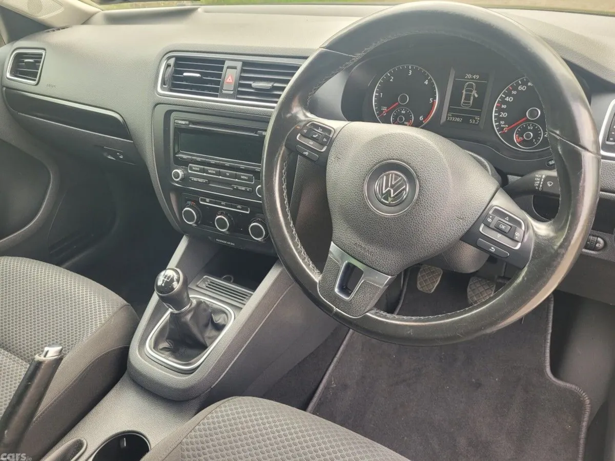 Volkswagen Jetta Saloon, Diesel, 2014, Black