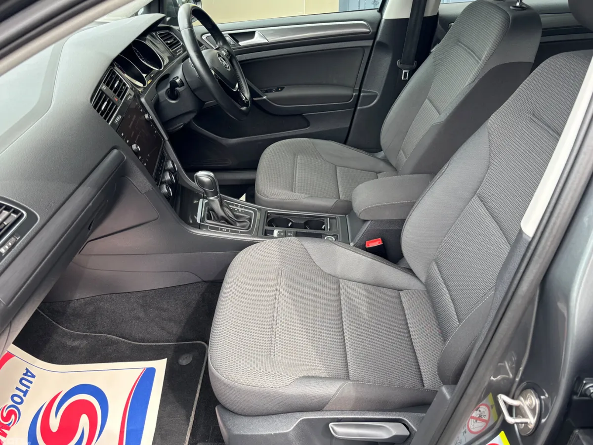 Volkswagen Golf Hatchback, Petrol, 2019, Grey