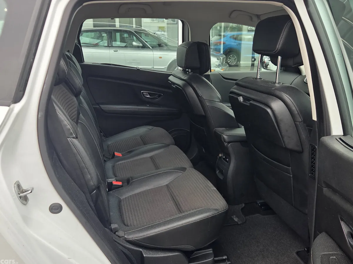 Renault Grand Scenic MPV, Diesel, 2017, White
