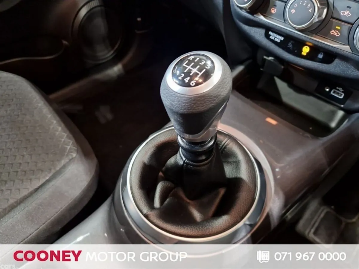 Nissan Juke SUV, Petrol, 2024, Grey