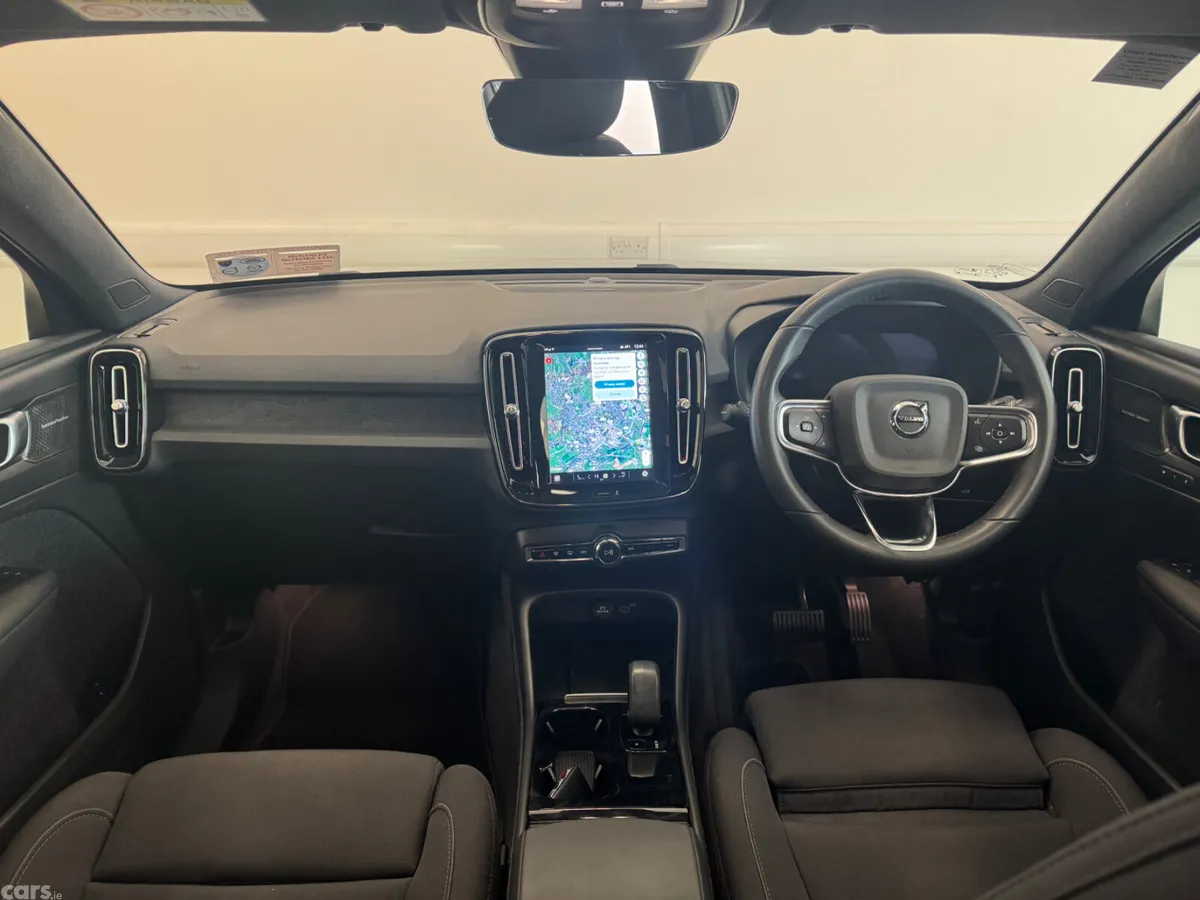Volvo C40 Estate/Jeep, Electric, 2023, Blue