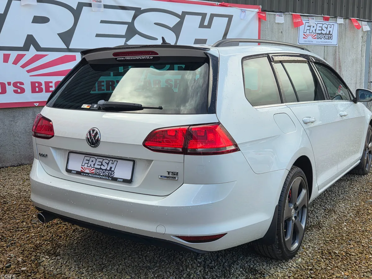 Volkswagen Golf Estate, Petrol, 2015, White