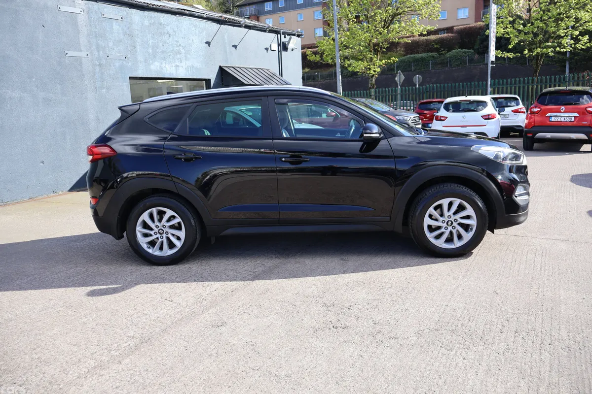 Hyundai Tucson SUV, Diesel, 2016, Black
