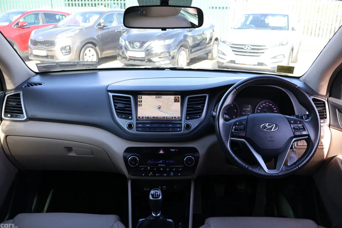 Hyundai Tucson SUV, Diesel, 2016, Black