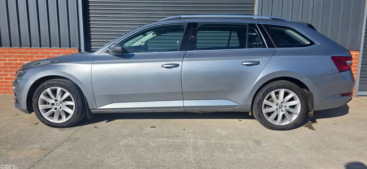 Skoda Superb Estate, Diesel, 2021, Grey