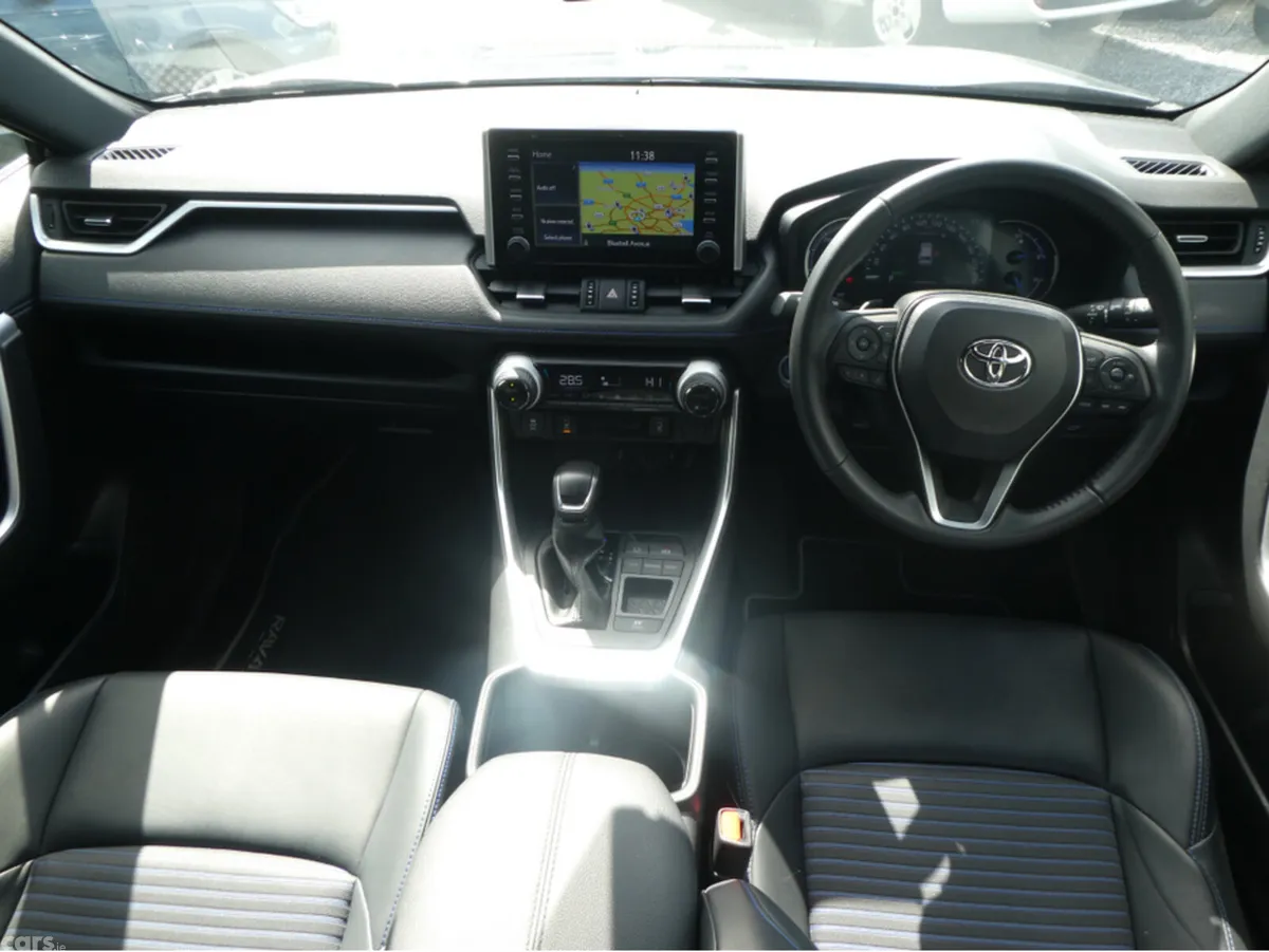 Toyota RAV4 Estate, Petrol Hybrid, 2022, Grey