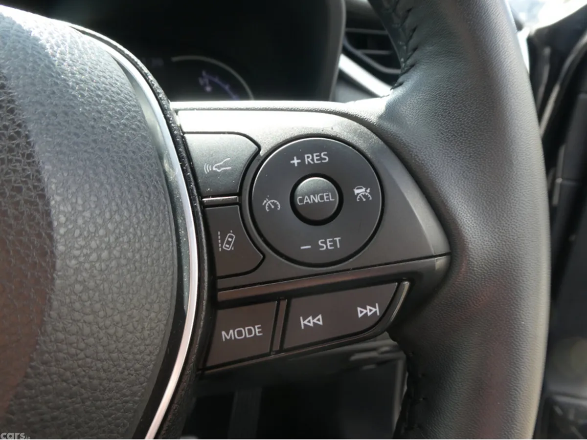 Toyota RAV4 Estate, Petrol Hybrid, 2022, Grey
