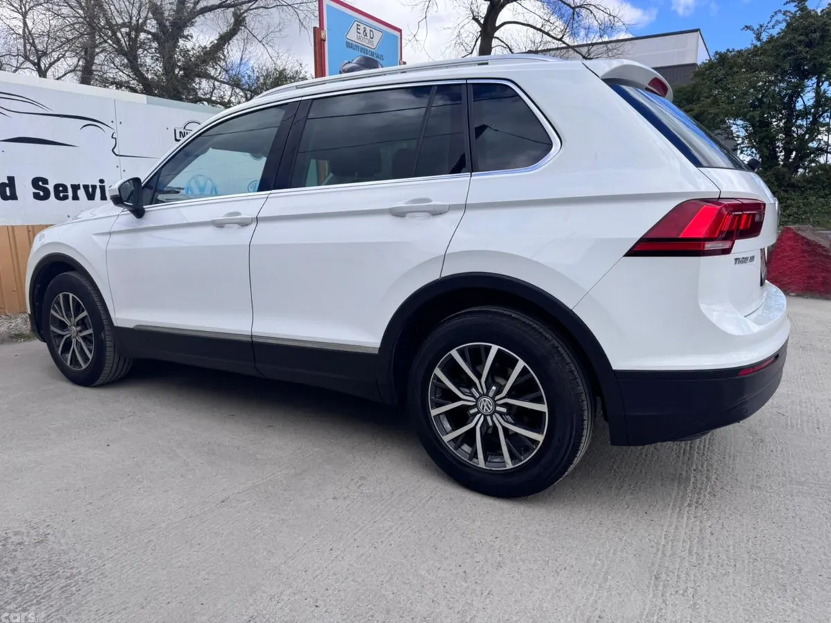 Volkswagen Tiguan SUV, Diesel, 2017, White