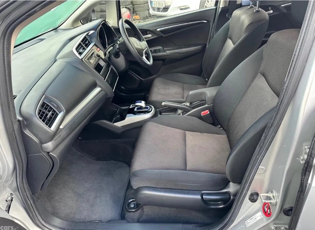 Honda Fit Hatchback, Petrol Hybrid, 2015, Silver