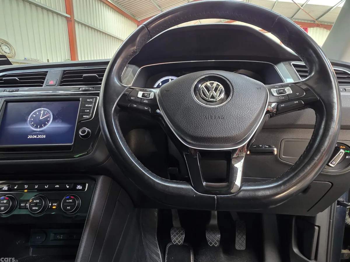 Volkswagen Tiguan SUV, Diesel, 2017, Grey