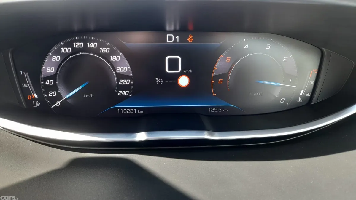 Peugeot 3008 MPV, Diesel, 2023, Grey