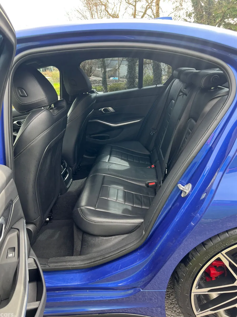 BMW 3-Series Saloon, Diesel, 2019, Blue