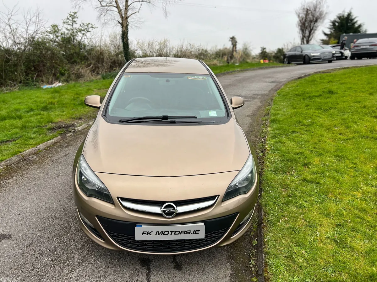 Opel Astra Saloon, Diesel, 2013, Bronze