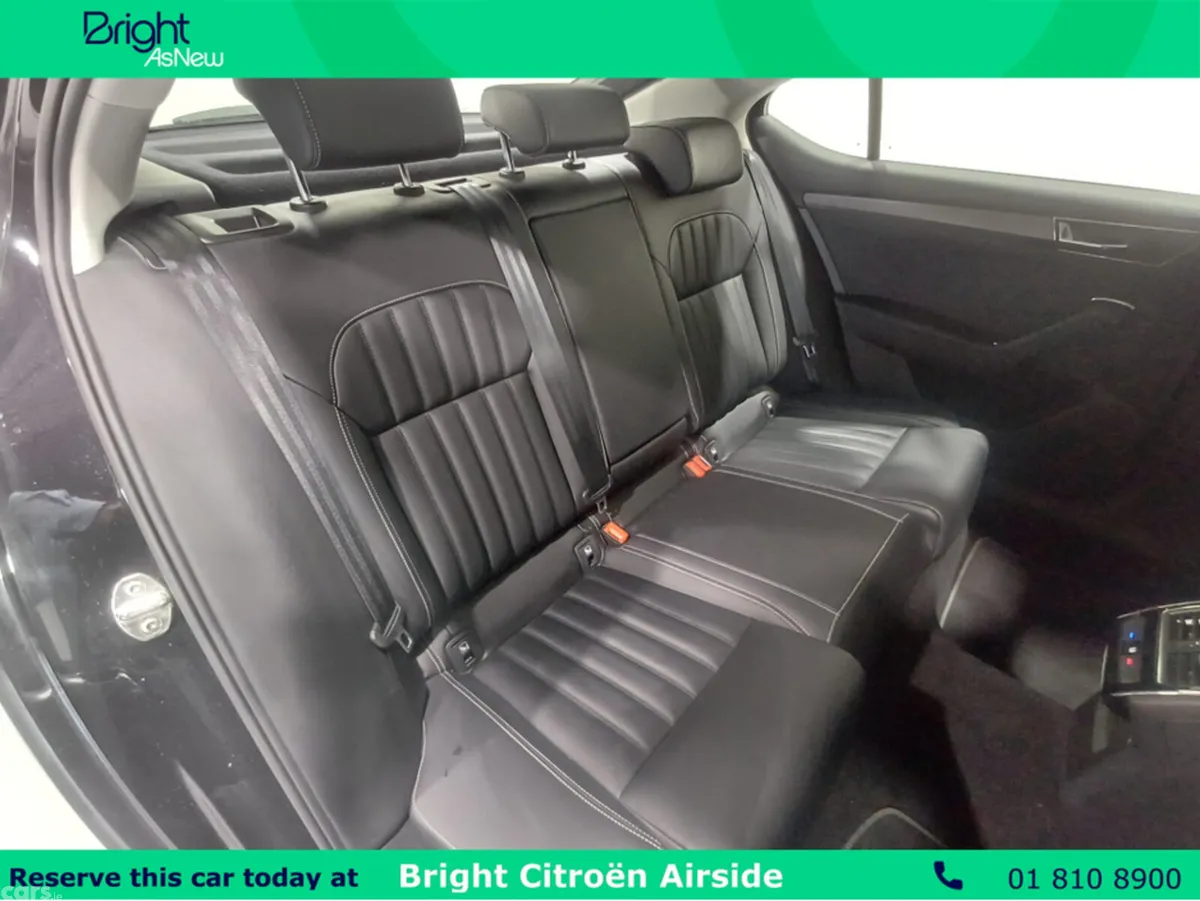 Skoda Superb Hatchback, Petrol, 2023, Black